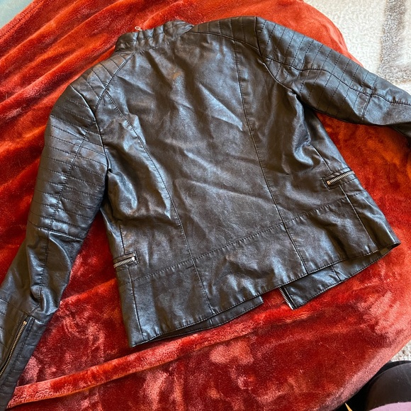 Leather Jacket - Picture 3 of 4